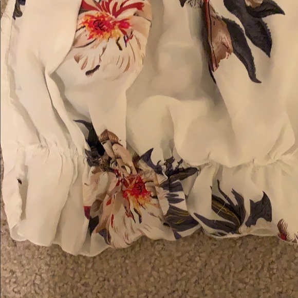 Top - Picture 2 of 3